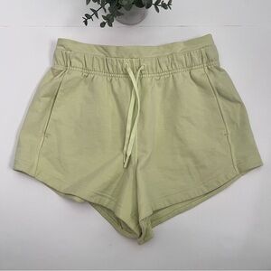 Lululemon Inner Glow Short 3" *Terry Crispin Green Size 4